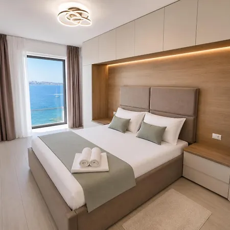 Apartman Tudors View